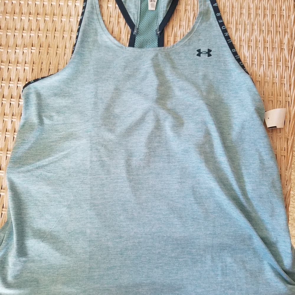 Under Armour running tank size small